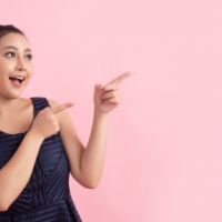 Tìm Bác Sĩ Căng Da V-Line – Chìa Khóa Trẻ Hóa Gương Mặt An Toàn & Tự Nhiên